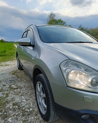 Nissan Qashqai+2 cena 30000 przebieg: 265000, rok produkcji 2009 z Rzeszów małe 232